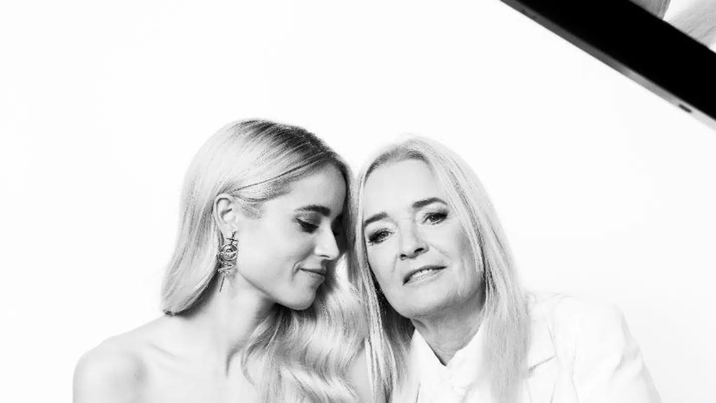 Aldersforskellen på Linnet og Kjær er på 39 år. Foto: Robin Skjoldborg.