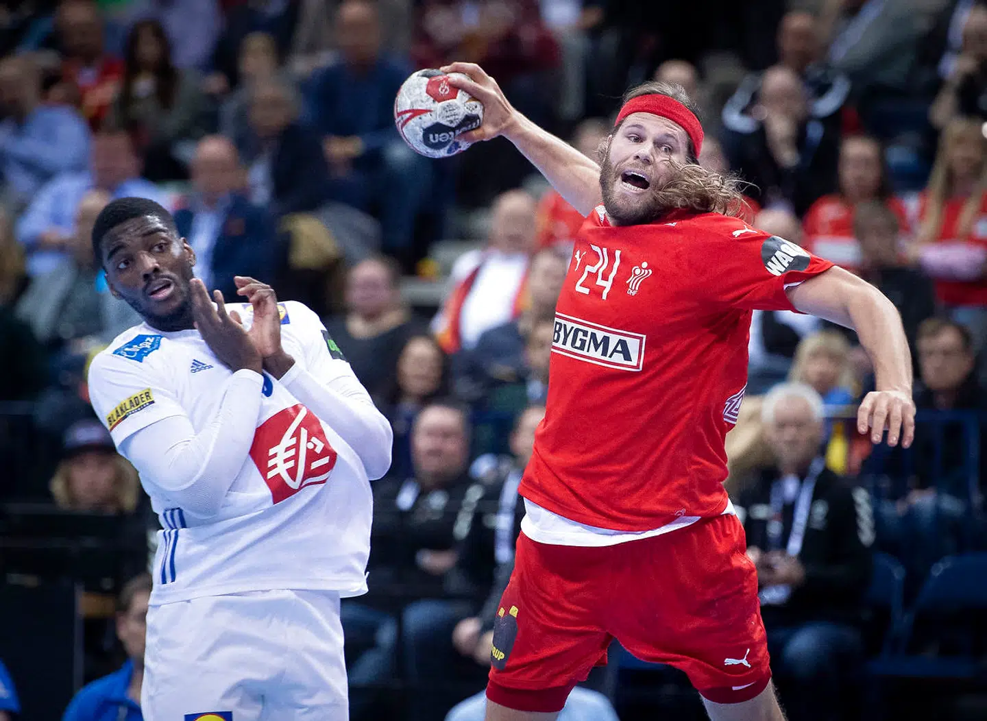 Mikkel Hansen i aktion for Danmark.