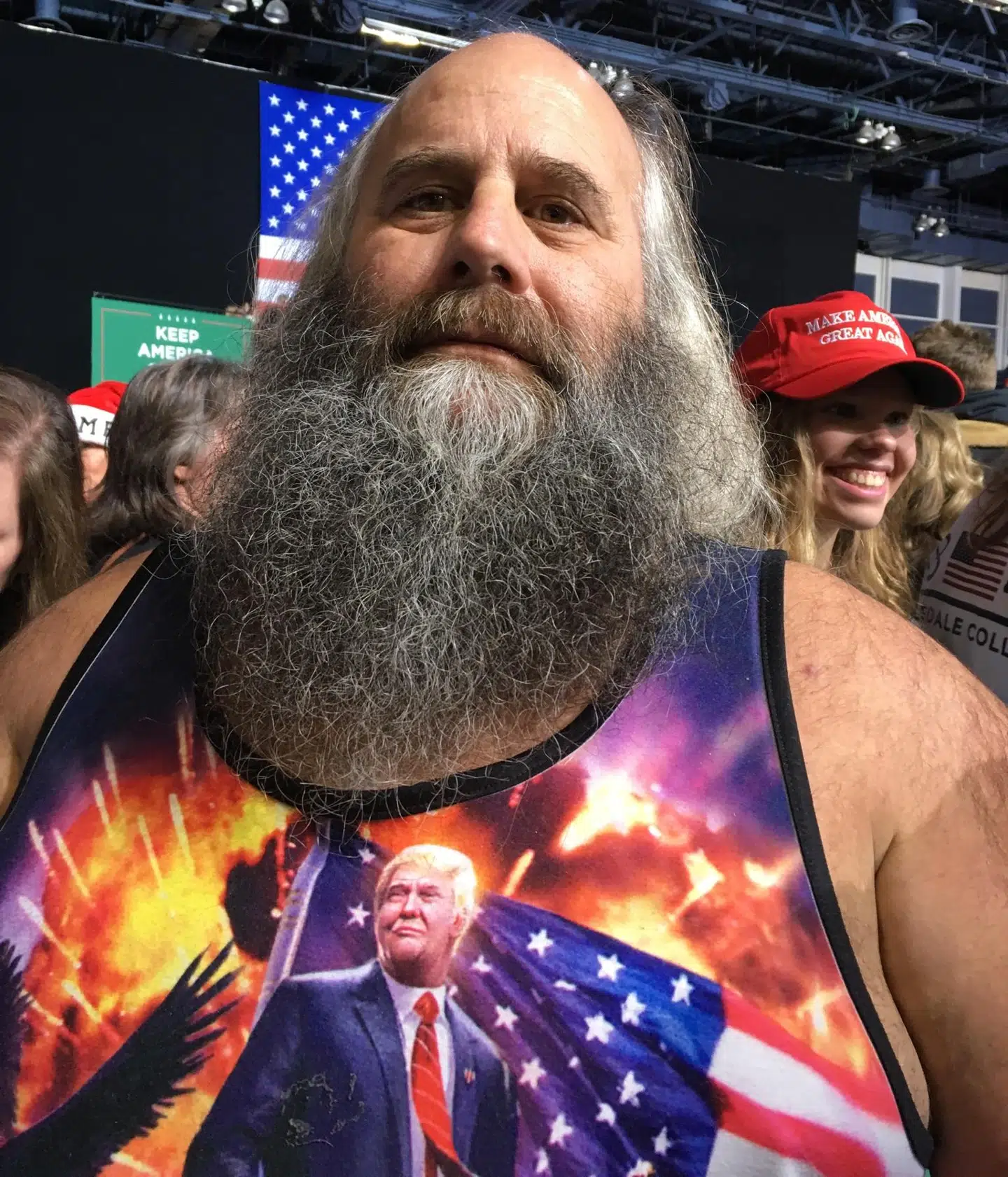 »Trump er min superhelt. Han har igen gjort mig stolt af at være amerikaner,« siger Jeffrey Hansson til B.T.