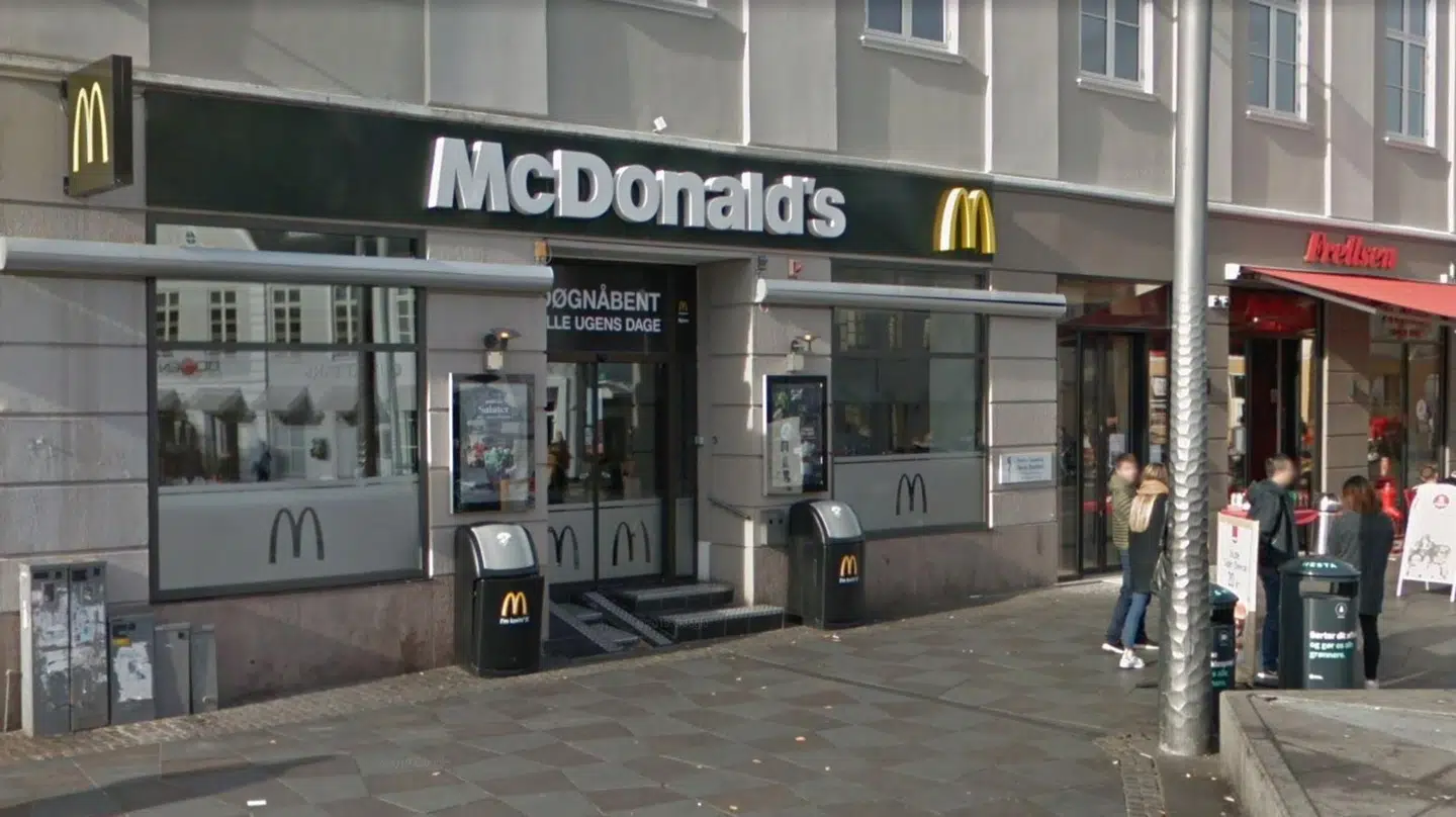 Indgangen til McDonald's, Nytorv, i Aalborg.