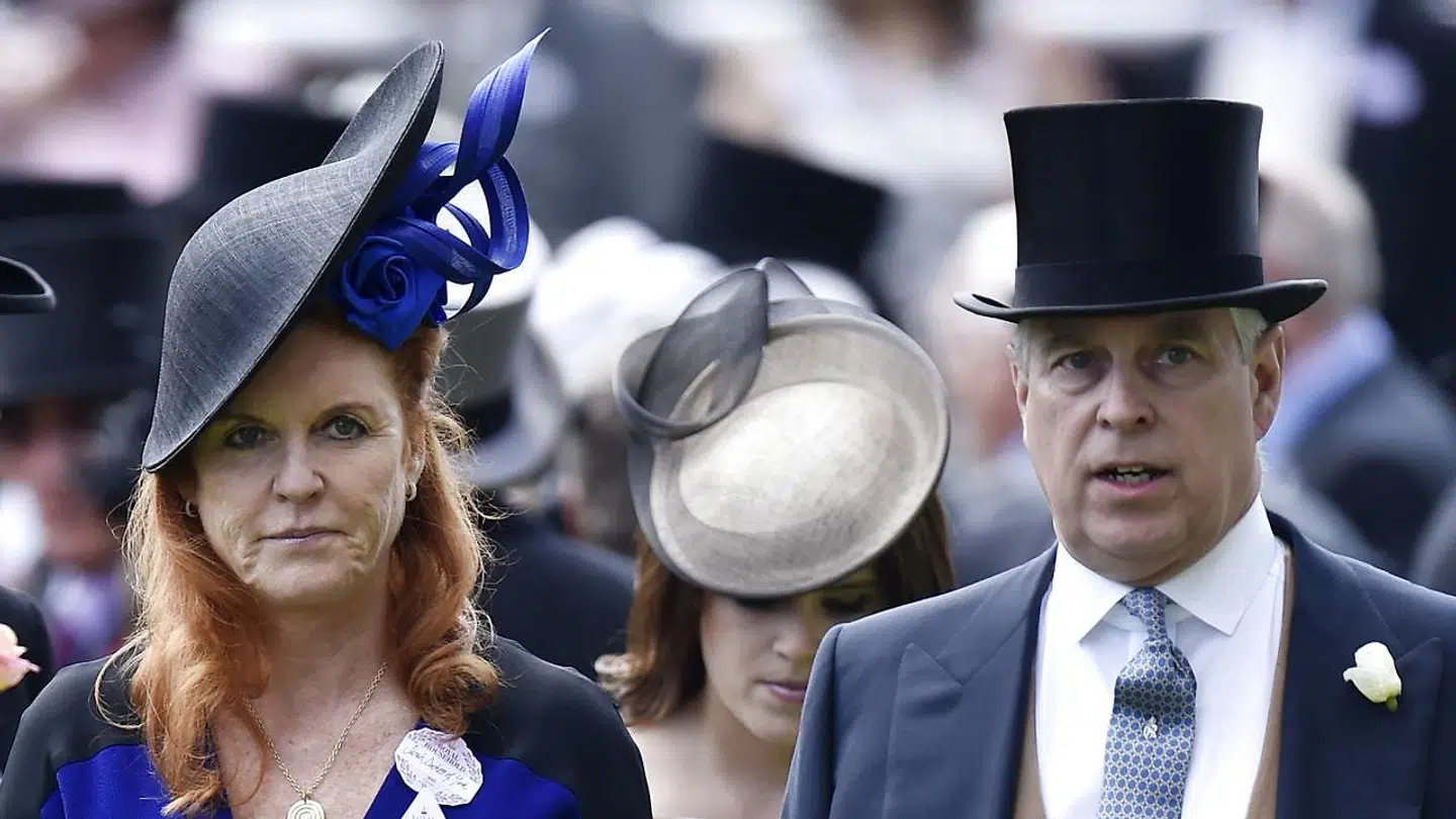 Sarah Ferguson bakker 100 procent op om sin eks-mand, prins Andrew, efter skandalen om Jeffrey Epstein. (Arkivfoto)