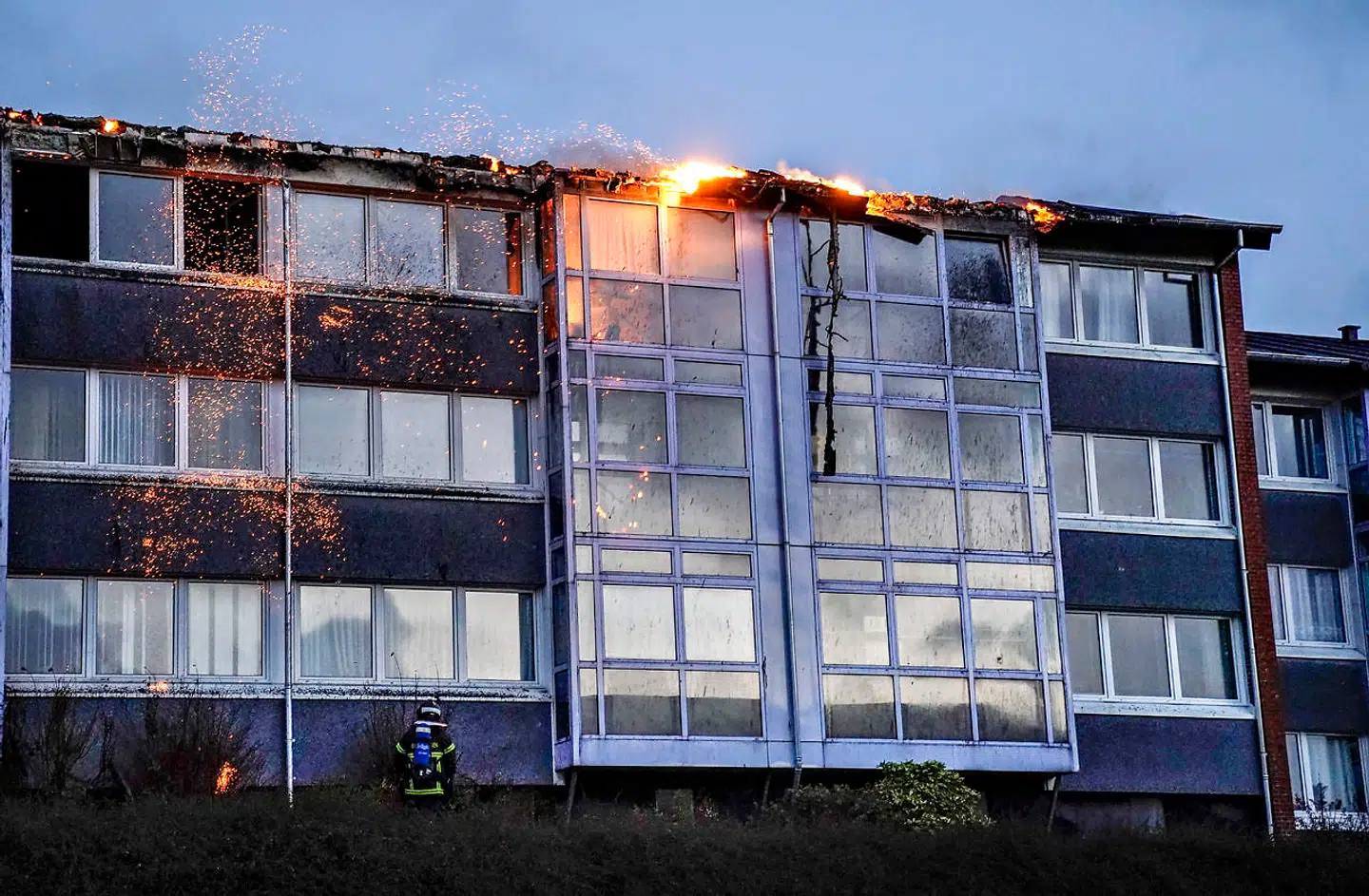 Brand i etageejendom på Stodal i Hobro, 8. december 2019.