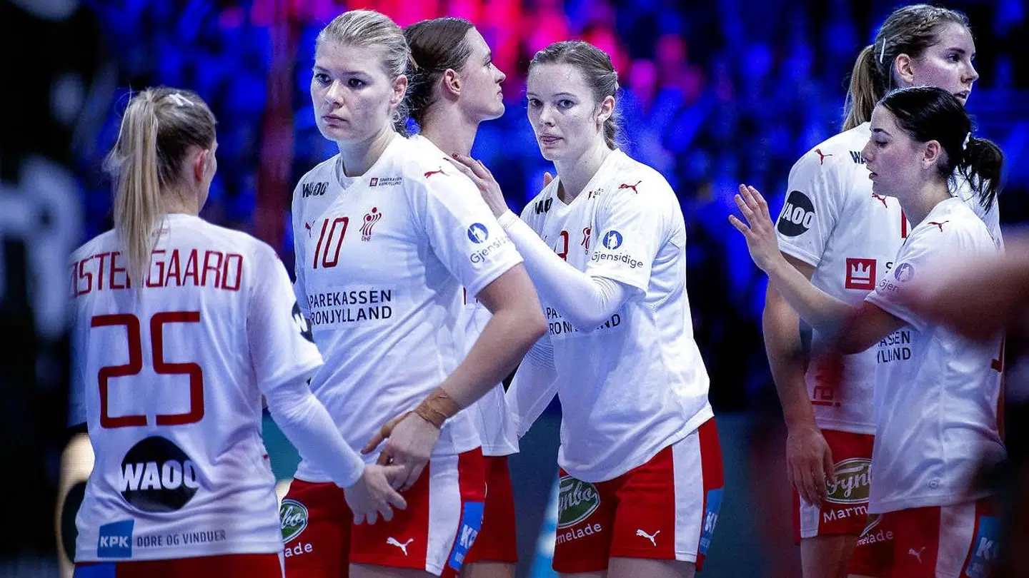 Danmark tabte til Serbien ved EM sidste år.