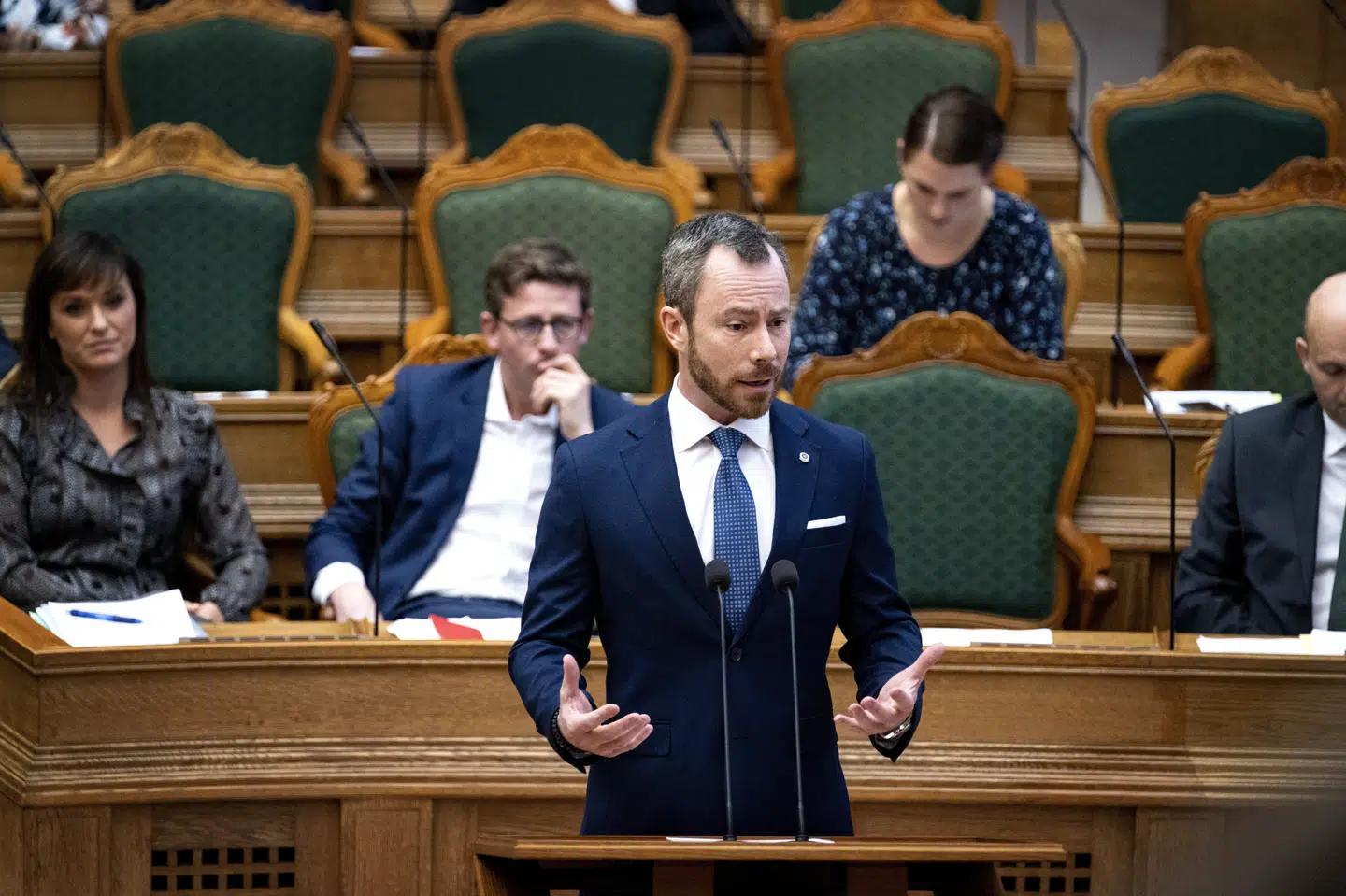 Ifølge Jakob Ellemann-Jensen (V) er hurtig politisk handling nødvendigt for at sikre, at tilliden til vores forvaltning af velfærdssamfundet genrejses. - Den tillid har fået en ordentlig en på sinkadusen. Og vi skal ikke have mange flere af den slags sager, førend tilliden til forvaltningen af borgernes skattekroner fuldstændig eroderer, siger han til Jyllands-Posten. (Arkivfoto). Ida Guldbæk Arentsen/Ritzau Scanpix