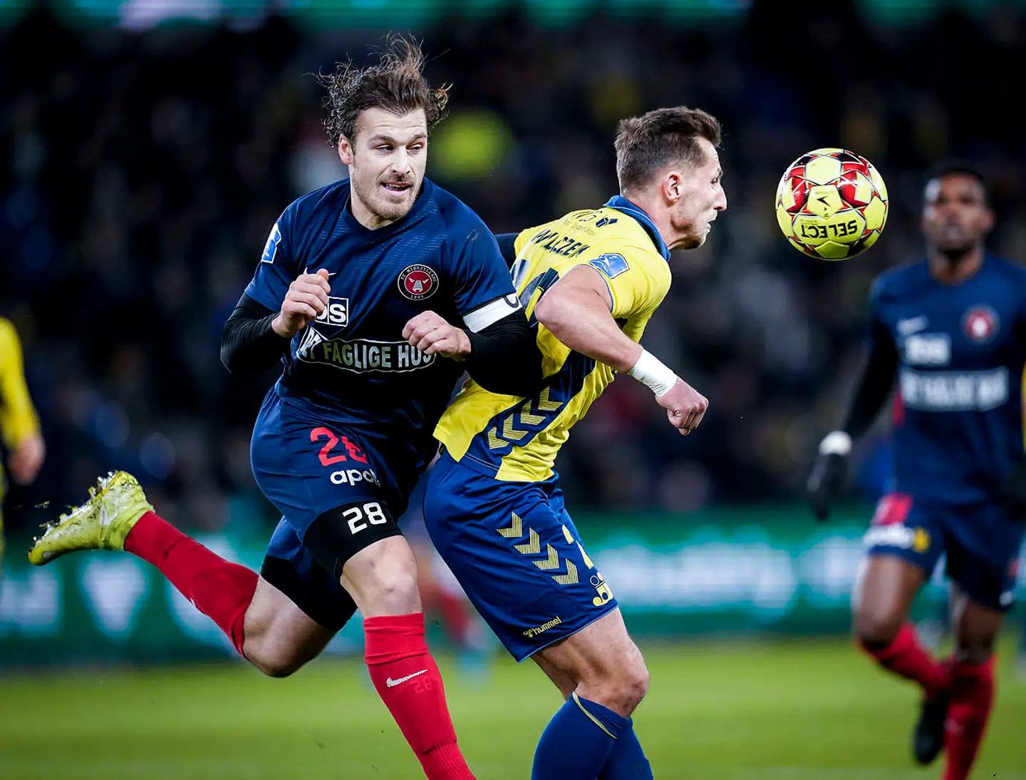 Erik Sviatchenko og FC Midtjylland besejrede Brøndby og Kamil Wilczek.