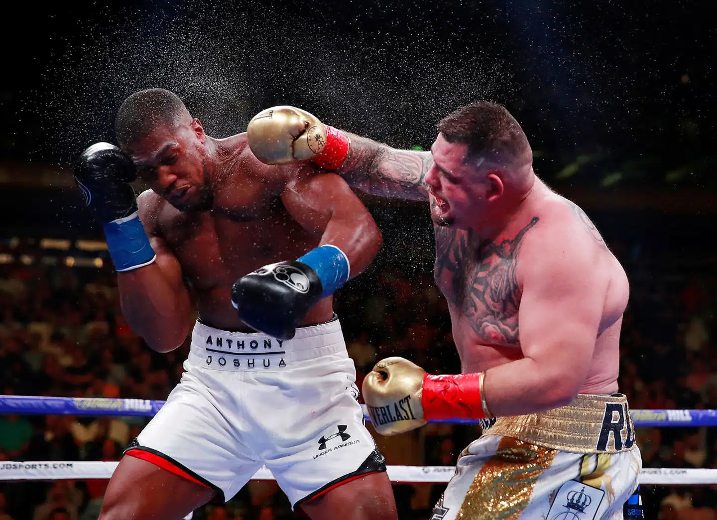 Andy Ruiz Jr slog Anthony Joshua på sensationel vis i den juni-måned. På lørdag skal de dyste i en revanchekamp.