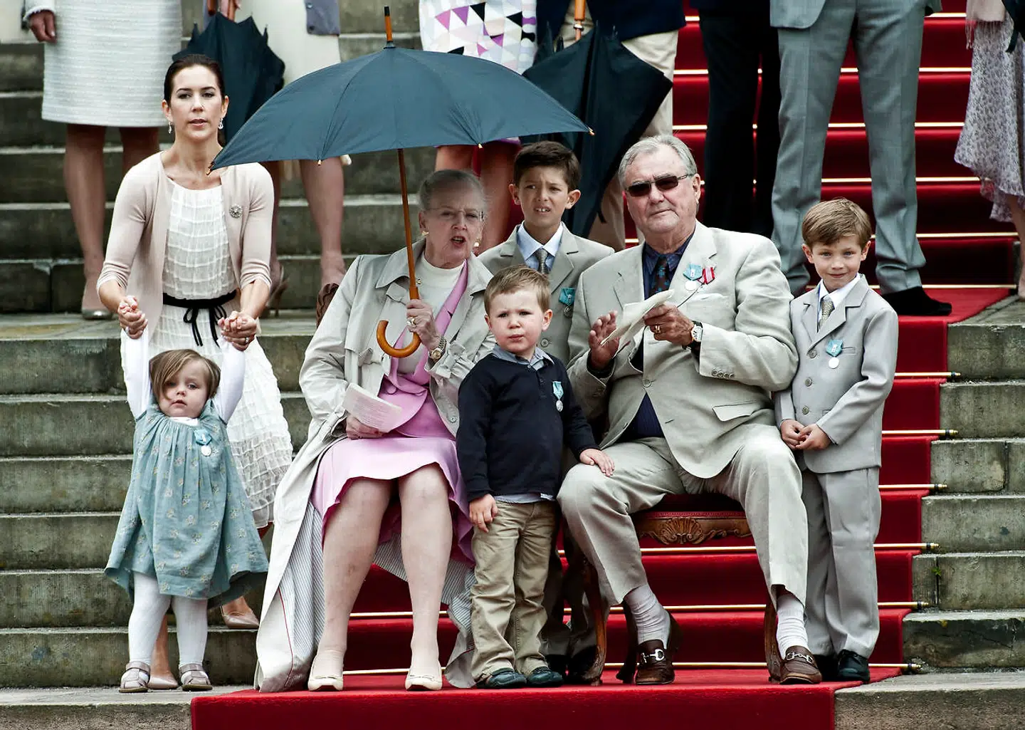 Prins Henrik var stærk fortaler for mere ligestilling i kongehuset, og ifølge Sebastian Olden-Jørgensen har han på en måde banet vejen for Mary.