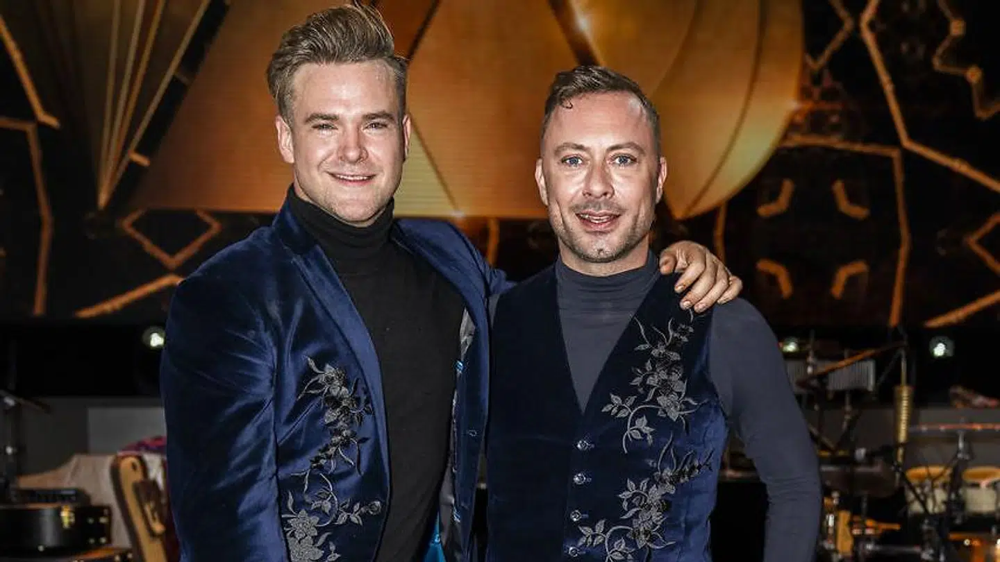 Silas Holst og Jakob Fauerby dansede sig hele vejen til sejren i dette års udgave af 'Vild med dans'. Deres deltagelse i konkurrencen gjorde dem til det første dansepar af samme køn nogensinde i den danske udgave af danseprogrammet.
