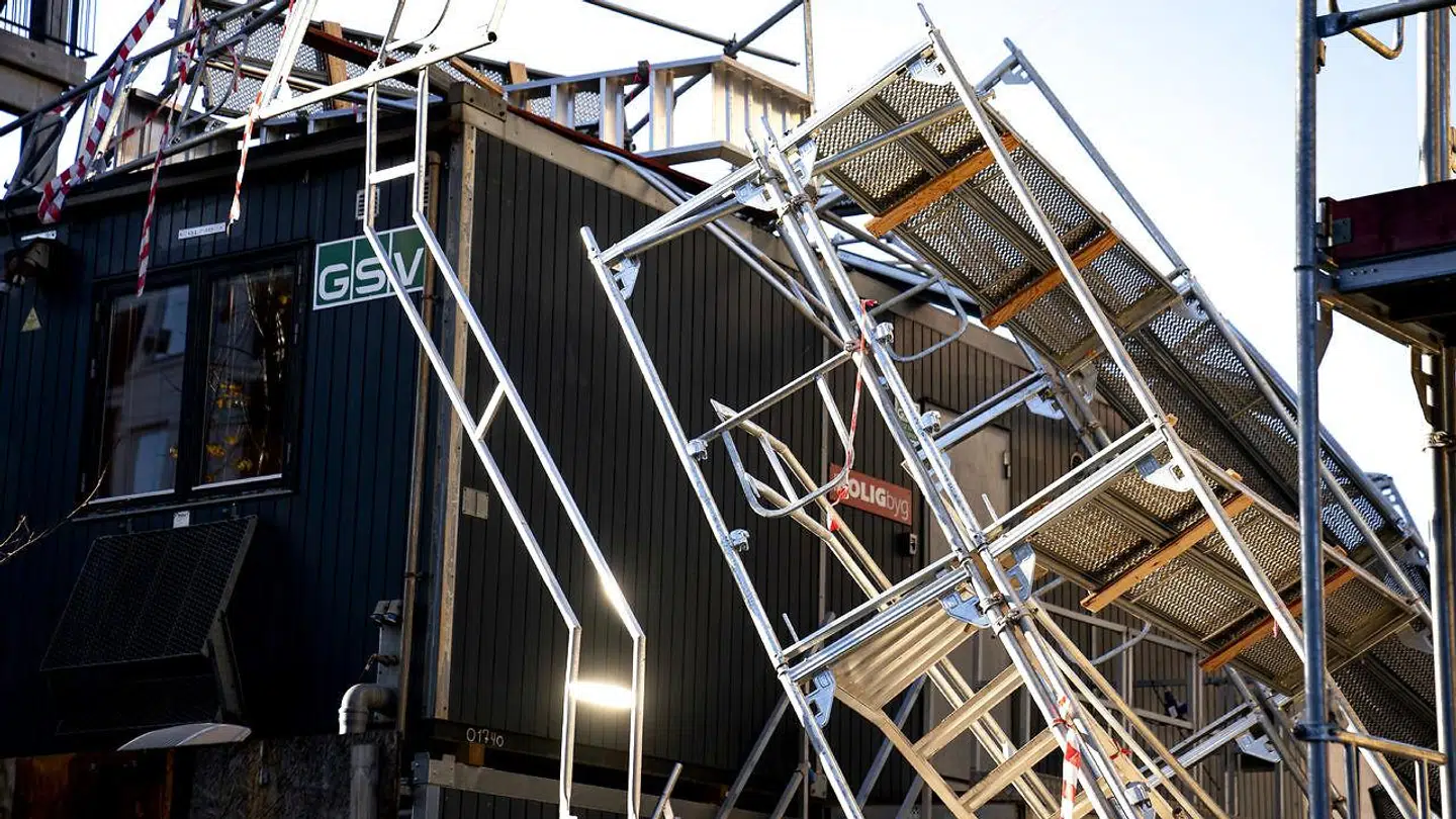 Op mod 300 stilladsarbejdere er samlet for at markere deres utilfredshed med forholdende på en byggeplads i området ved Lundtoftegade på Nørrebro, mandag den 2. december 2019.