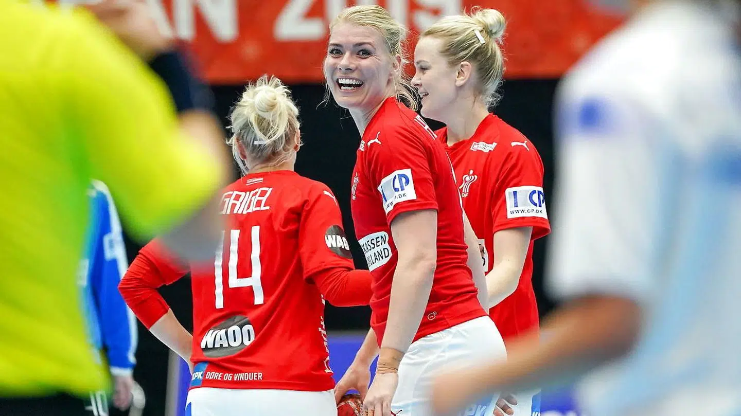 Kathrine Heindahl under den første VM-kamp mod Australien.