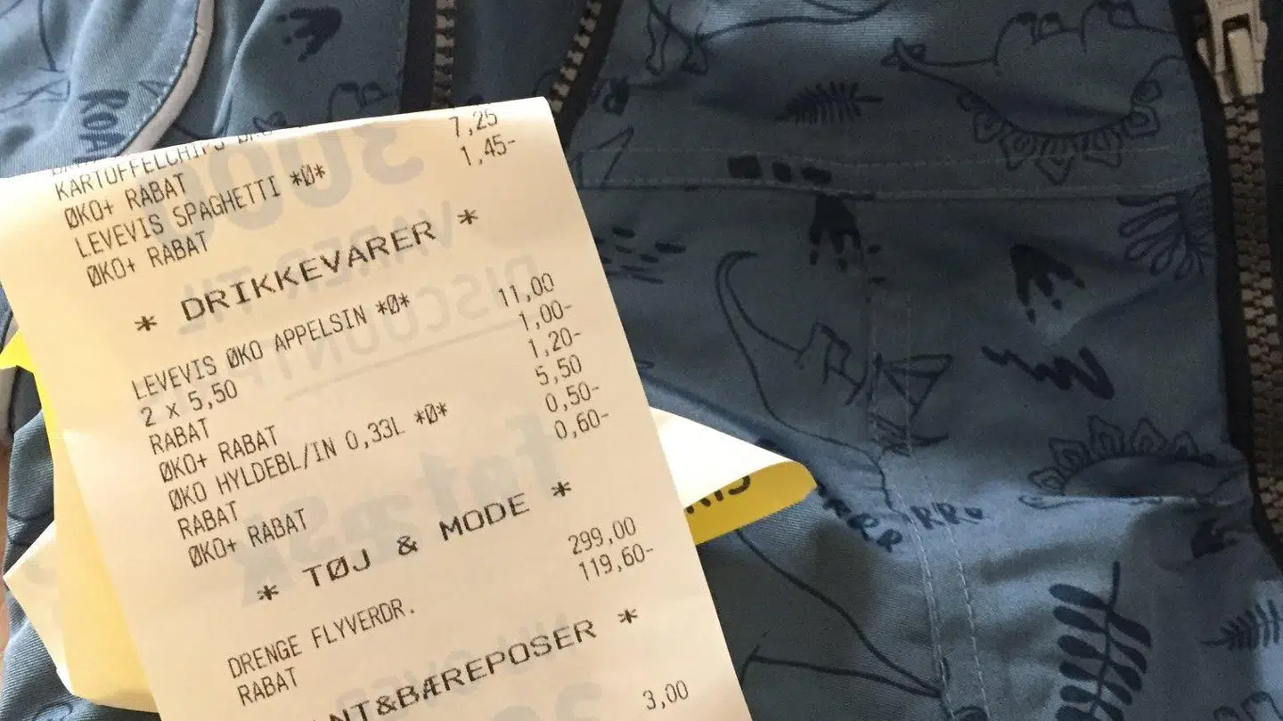 Den flyverdragt, som Anna købte til sin datter, er på bonen fra Føtex registreret som 'drenge-flyverdragt'