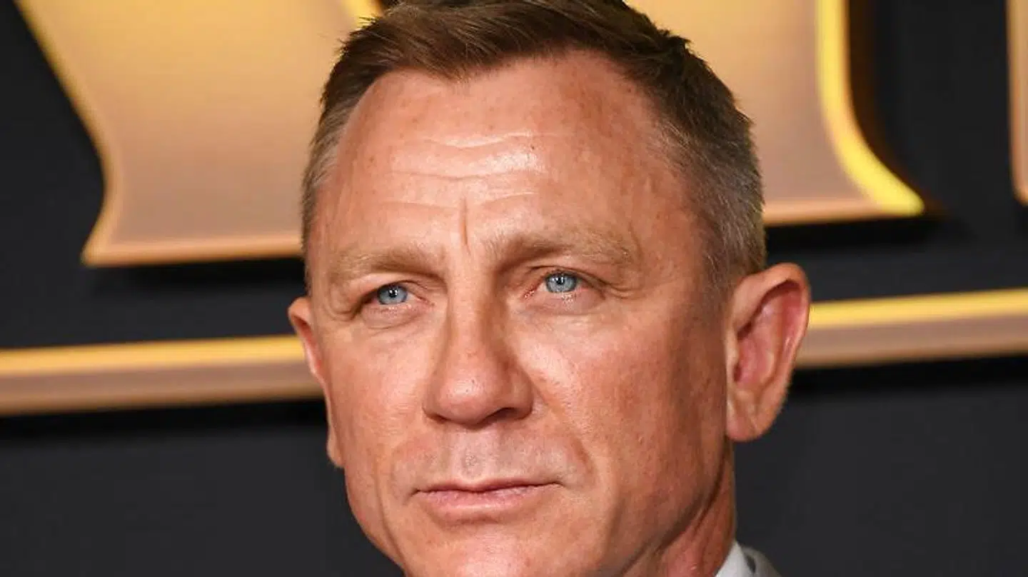 Daniel Craig trækker i jakkesættet for sidste gang i 'No Time to Die'.