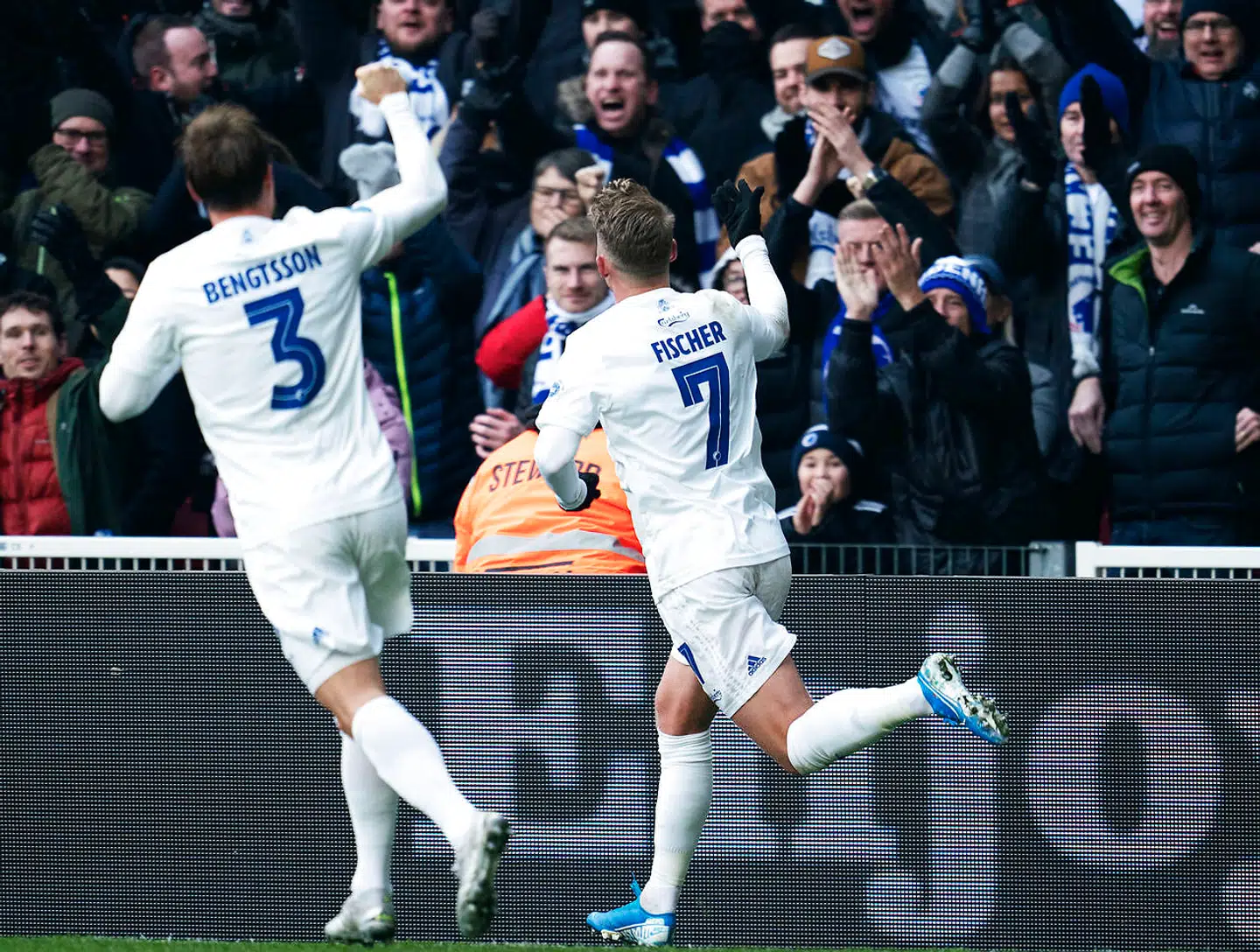 Viktor Fischer udlinger til 1-1 under Superligakampen i Parken mellem FC København og Brøndby IF, søndag den 1. december 2019.