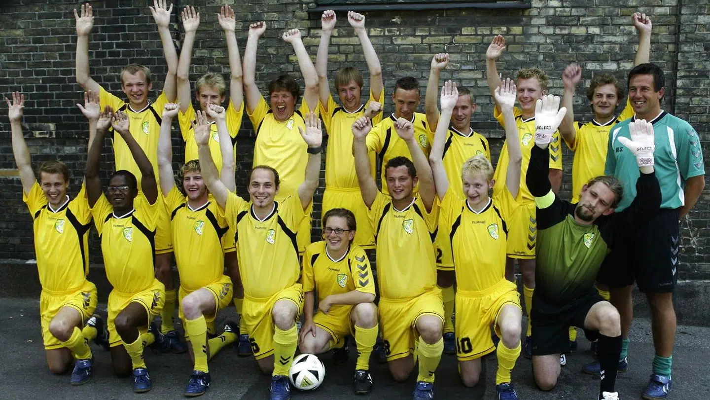 Præsentation af FC Zulu i 2004.
