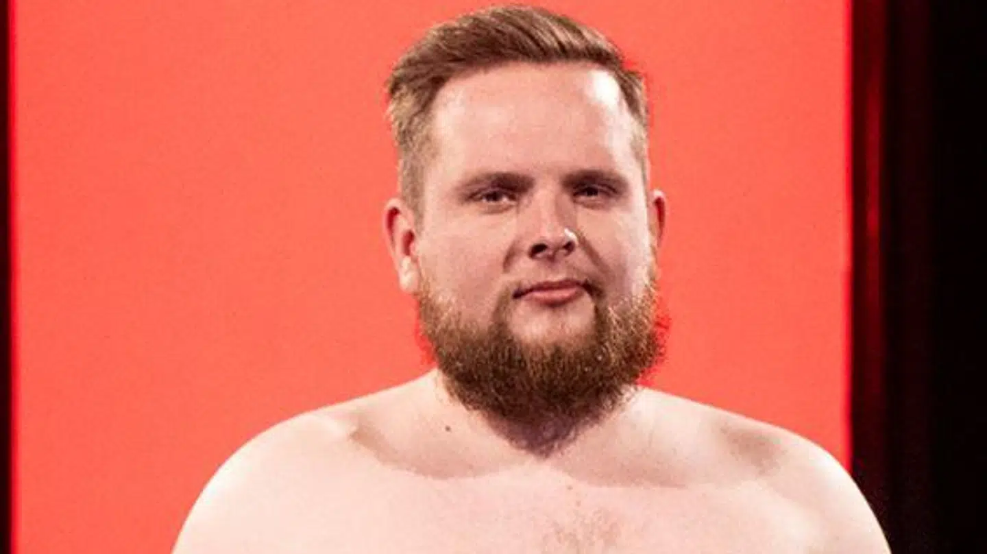 26-årige Claus Larsen er meget tilfreds med sin farkrop.