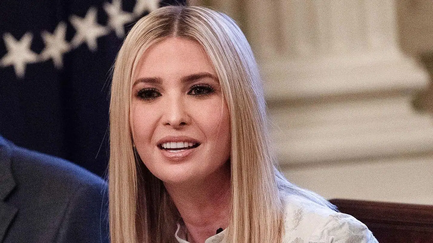 Ivanka Trump, datter af og rådgiver for præsident Trump, får kritik for sine tweets.