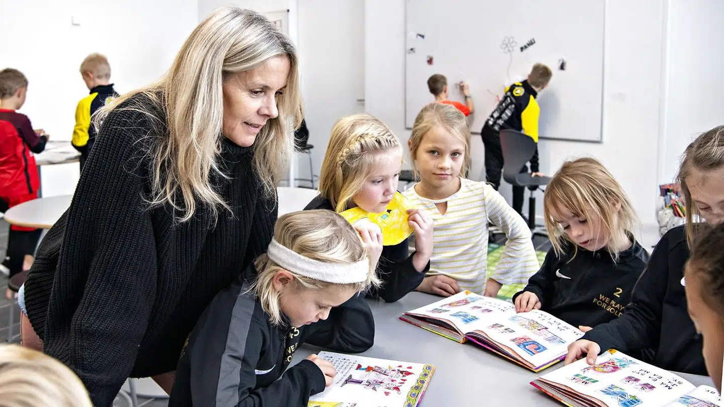 Conny Hamann underviser på 'Guldminen' i Ikast, som er en friskole.
