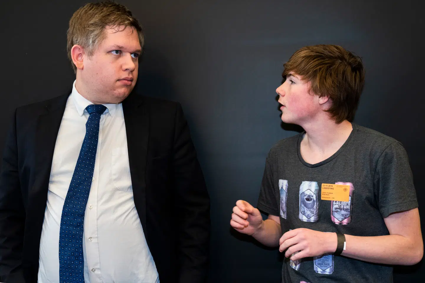 sendxnet Lasse Froulund og Rasmus Paludan. Partiet Stram Kurs og partileder Rasmus Paludan holder rigskongres i Landstingssalen på Christiansborg lørdag den 23. november 2019. Der skal vælges 12 medlemmer til rigsledelsen. Partiet kom ikke i Folketinget ved valget 5. juni. Partiet holder deres rigskongres på Christiansborg, fordi politiet valgte at aflyse kongressen, som skulle have fundet sted i Middelfart i oktober. Det skete af sikkerhedsmæssige hensyn. (foto: Martin Sylvest/Ritzau Scanpix 2019)