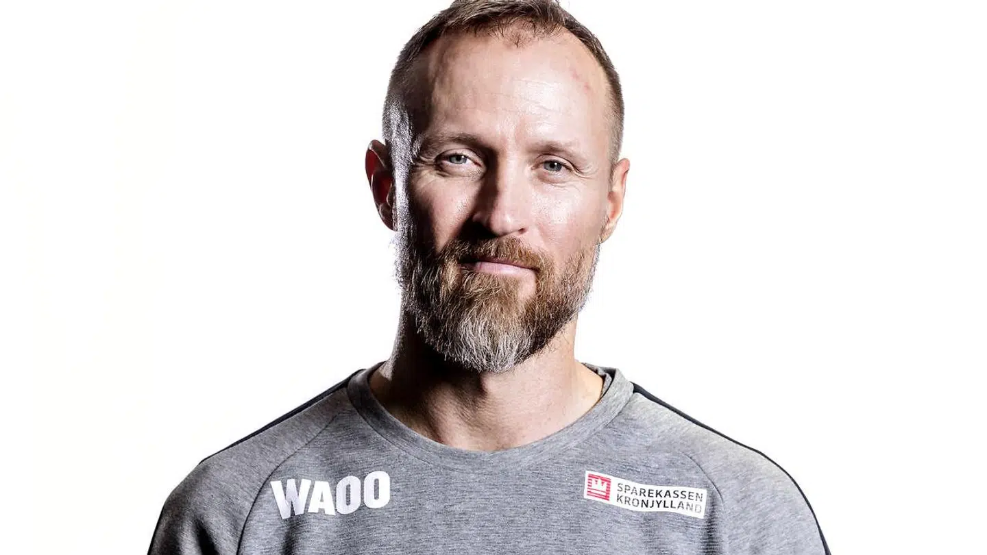 Klavs Bruun Jørgensen og landsholdet er i denne uge rejst til Japan.