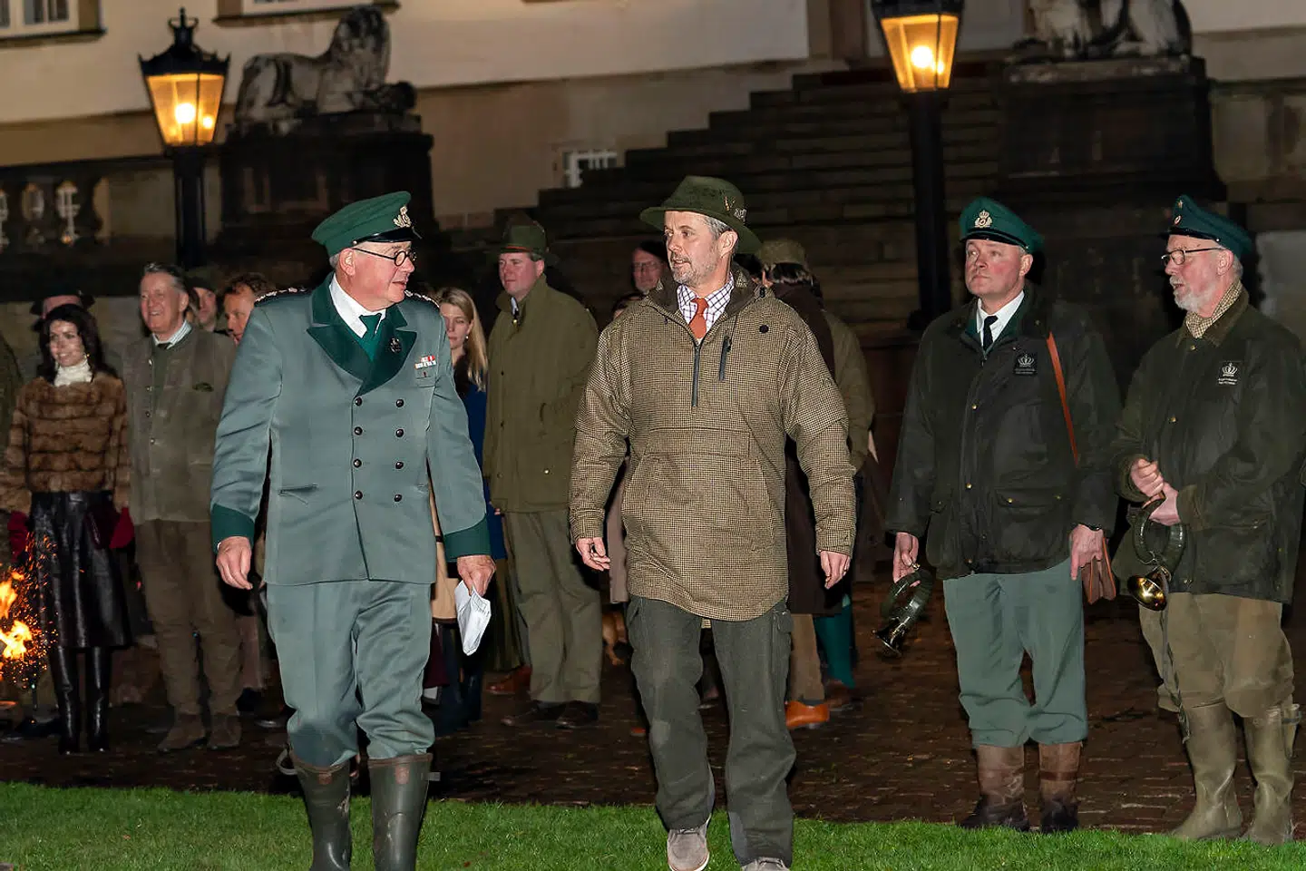 Kronprinsen var vært ved årets jagt i Gribskov med efterfølgende taffel på Fredensborg Slot.