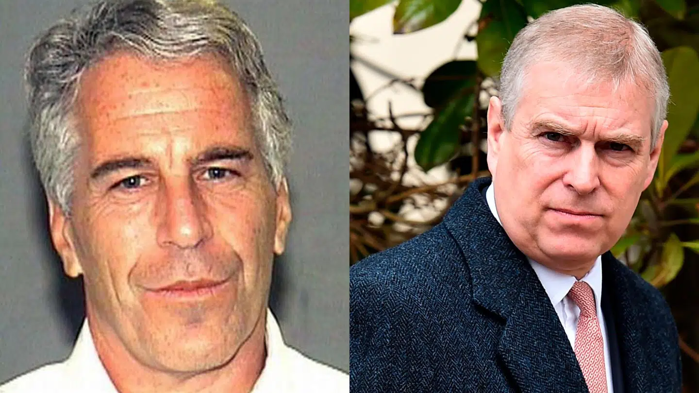 Prins Andrew (højre) er belastet af sit venskab med den nu afdøde milliardær Jeffrey Epstein. (Arkivfoto)