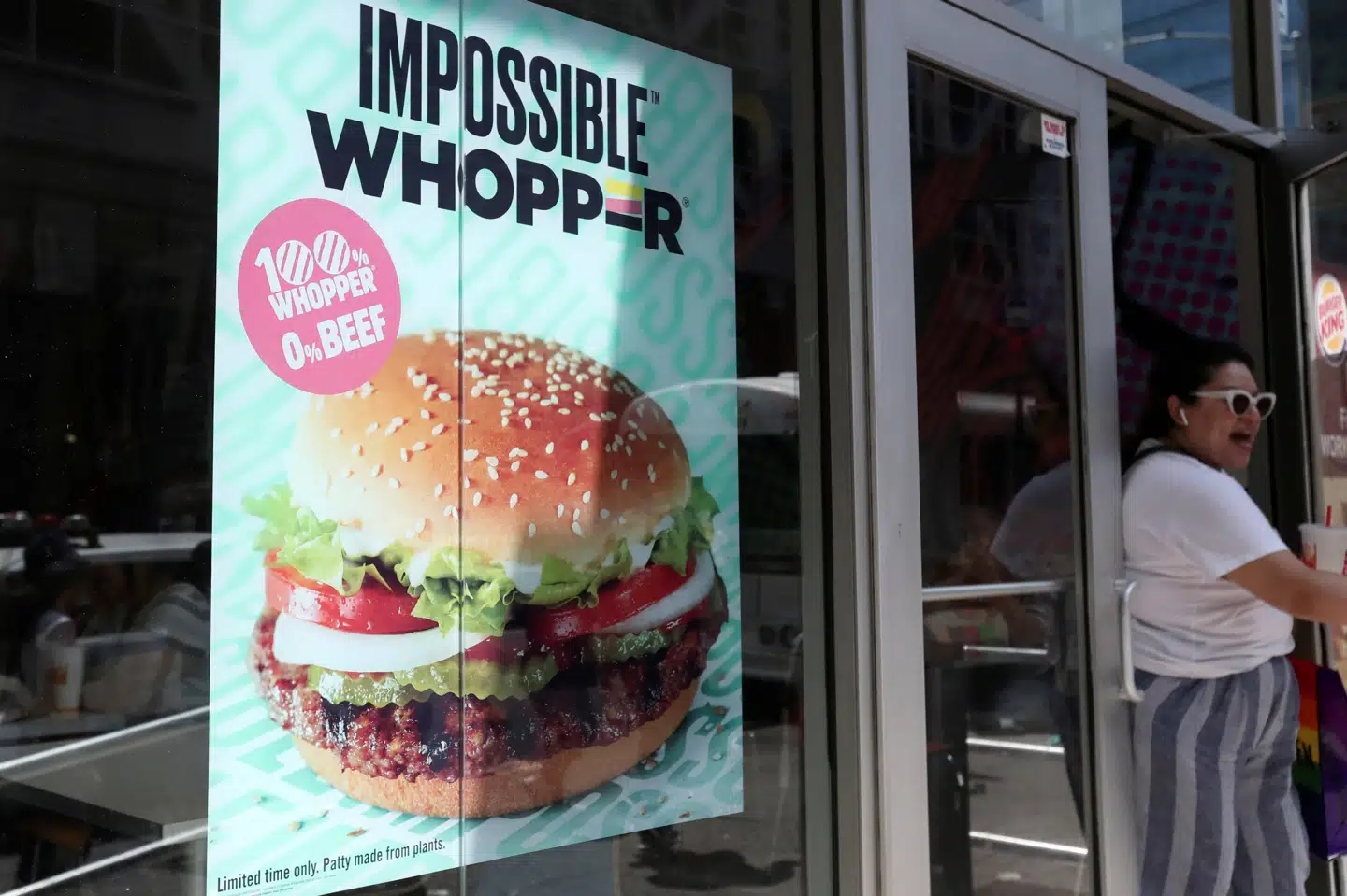 Burger King har lanceret en plantebaseret burger ved navn Impossible Whopper. Shannon Stapleton/Reuters