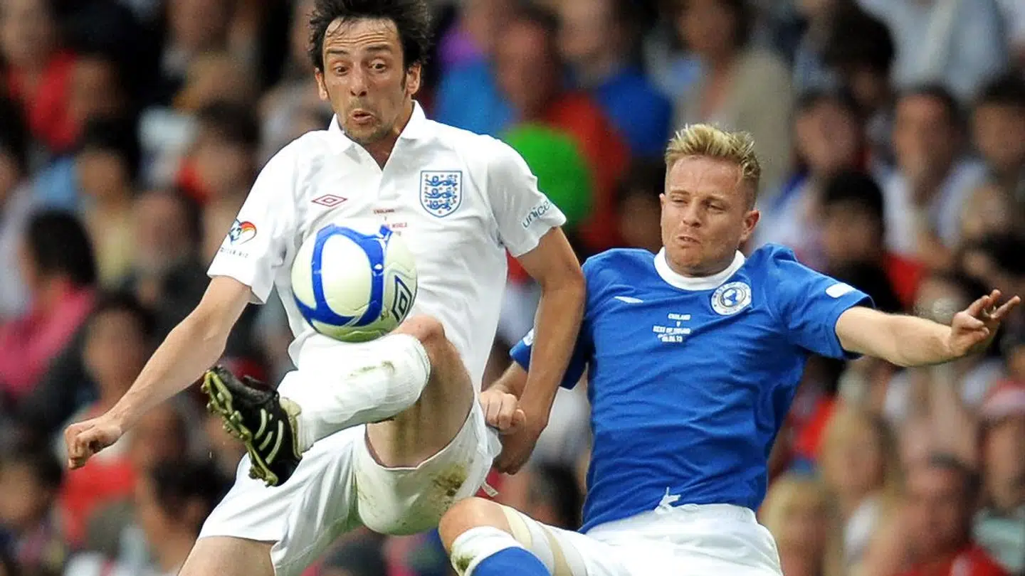 Nicky Byrne på fodboldbanen under en velgørenhedskamp for Unicef i 2010.
