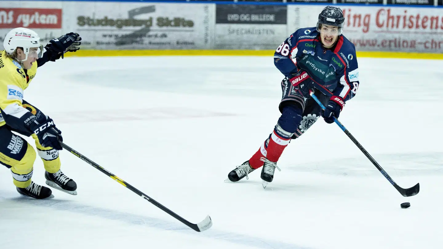 Fredag afgør Retten i Hjørring, om Frederikshavn-spilleren Kristian Jensen skal straffes for vold mod Odenses Lucas Bjerre Rasmussen. (arkiv) Henning Bagger/Ritzau Scanpix
