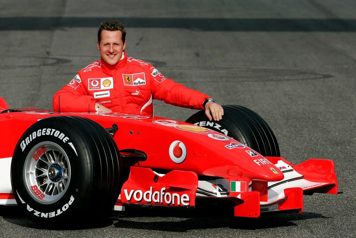 Michael Schumacher med sin Ferrari i 2006.
