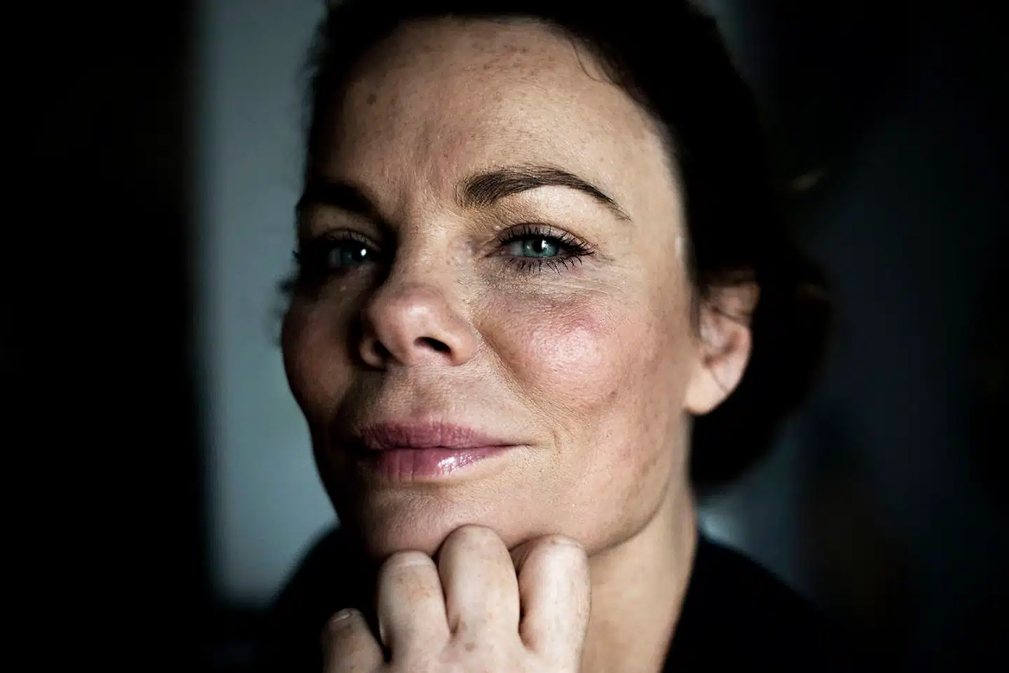 Ditte Okman er kendt fra radioprogrammet »Det, vi taler om«. Nu udgiver hun bogen »#tyndogrig«.