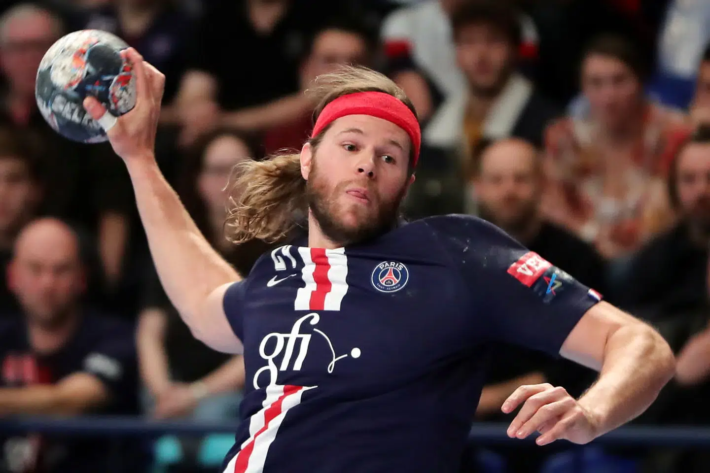 Mikkel Hansen svinger igen højrearmen for PSG.