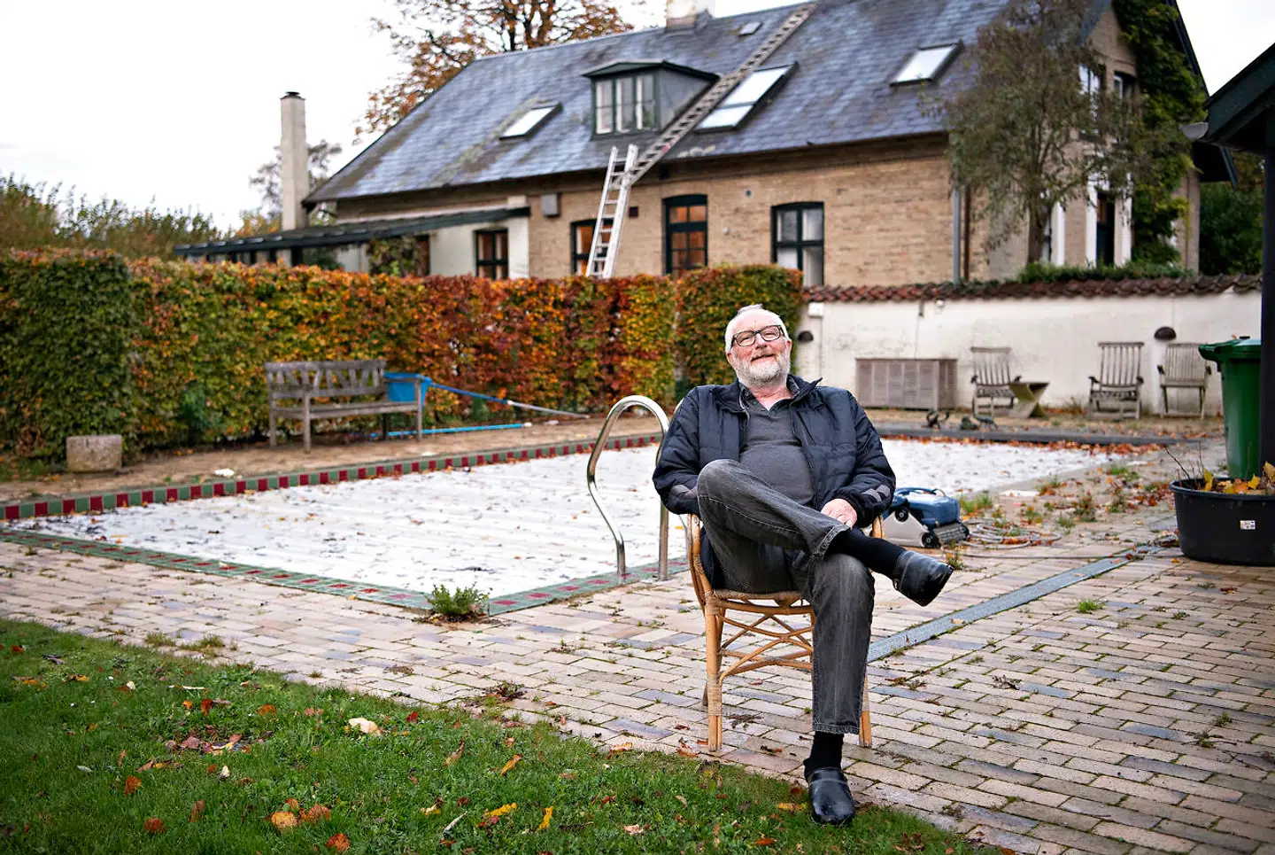 Peter Aalbæk Jensen har ikke bare svømmepol på arbejdspladsen, men også derhjemme