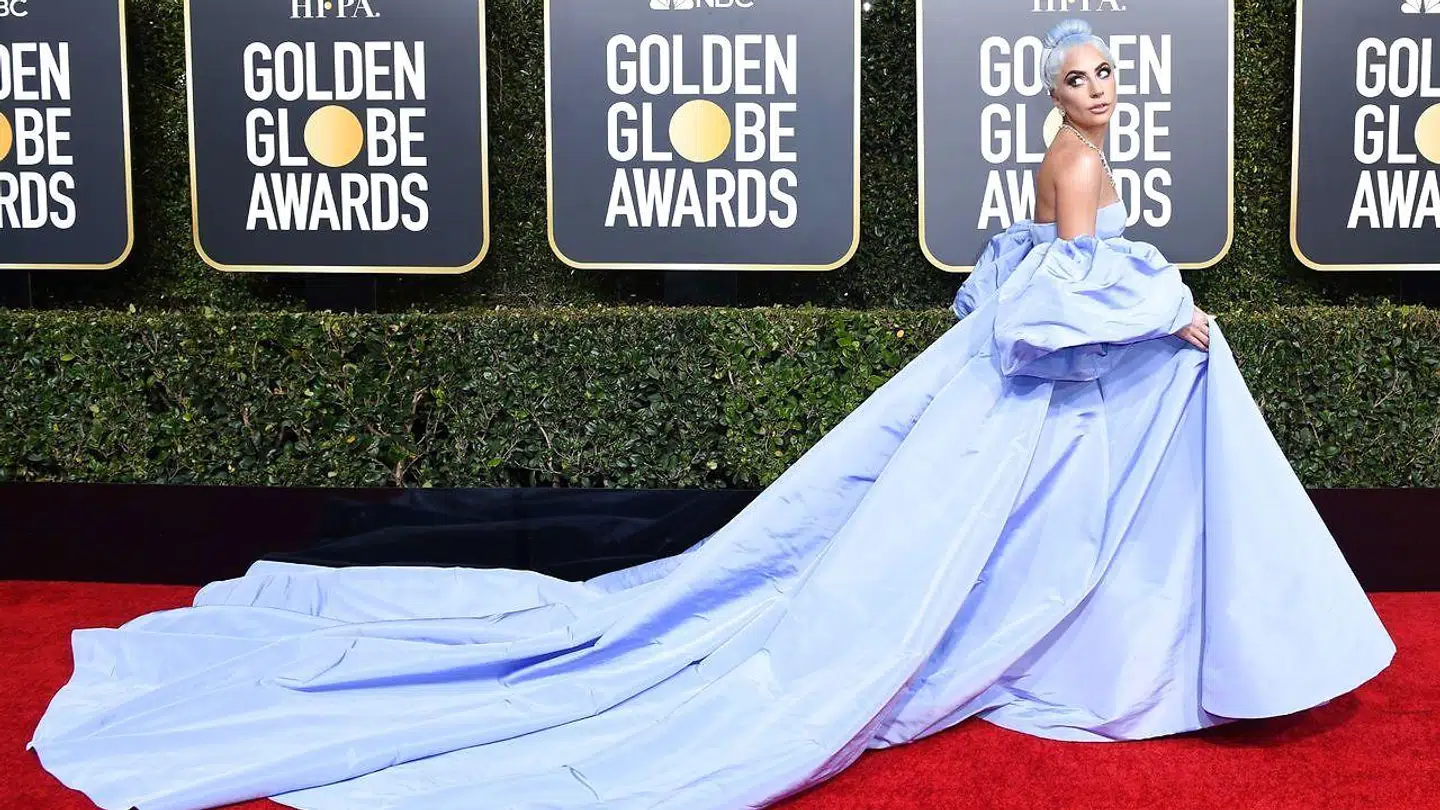 Lady Gaga imponerede både modeksperter og brugere på de sociale medier med denne kjole.