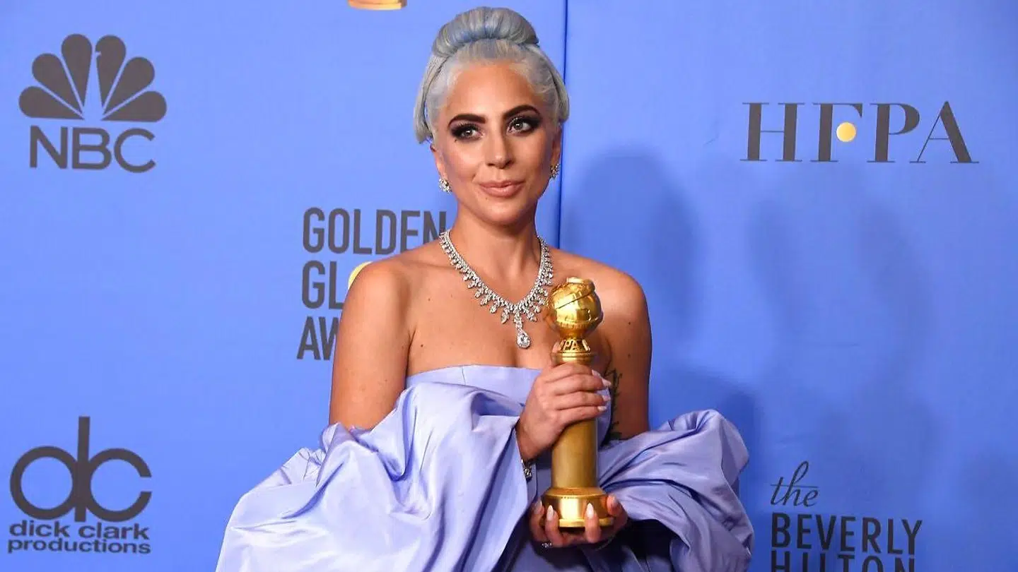 Lady Gaga modtog prisen for bedste sang under Golden Globe-uddelingen. Det var sangen 'Shallow' fra 'A Star is Born', der sikrede hende statuetten.