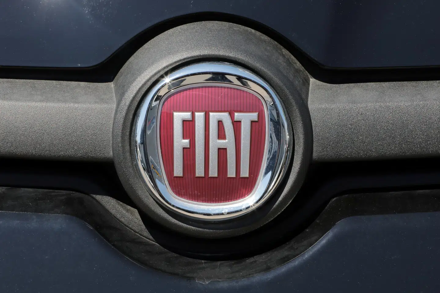 Italienske Fiat kan være på vej ind i stor fusion med Peugeot, Citroën og Opel. Eric Gaillard/Reuters