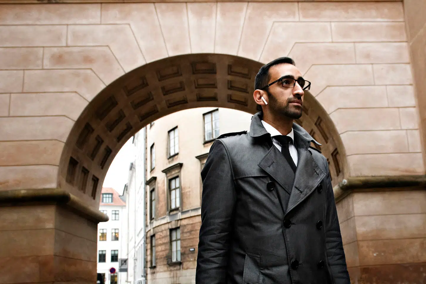 Forsvarsadvokat for Britta Nielsen Nima Nabipour ved Københavns byret på dagen, hvor svindelmistænkte Britta Nielsen (Anna Britta Troelsgaard Nielsen) forventes at lande i Danmark, fredag den 9. november 2018. Foto: Ritzau Scanpix/Philip Davali