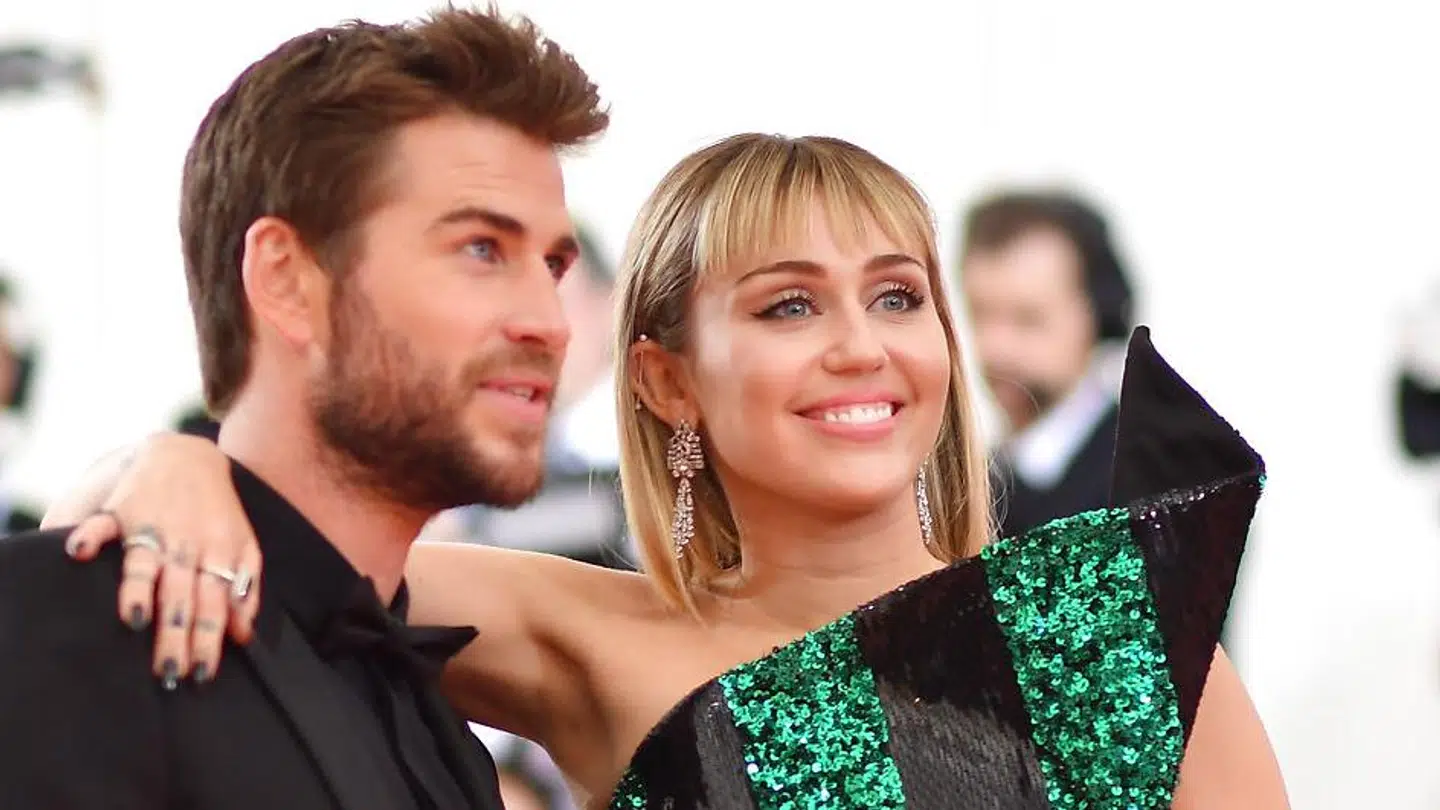 Miley Cyrus og hendes eksmand Liam Hemsworth , da de stadig var sammen.