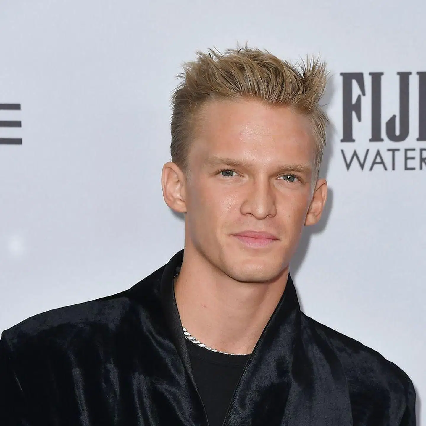 Arkivfoto af Cody Simpson. (Photo by Angela Weiss / AFP)