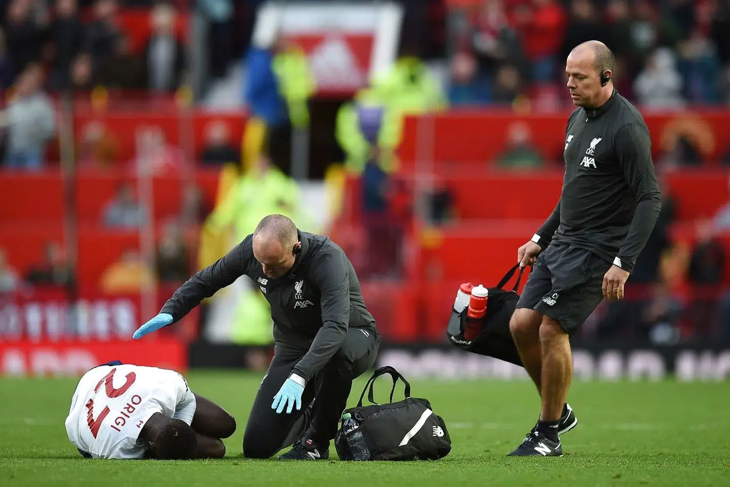 Origi blev liggende i jorden efter duellen med Victor Lindelöf.