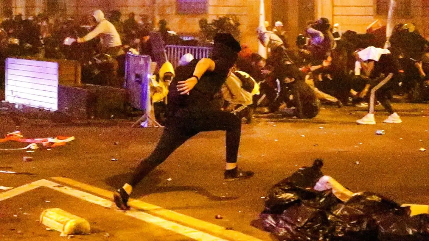 Demonstranter på gaderne i Barcelona.