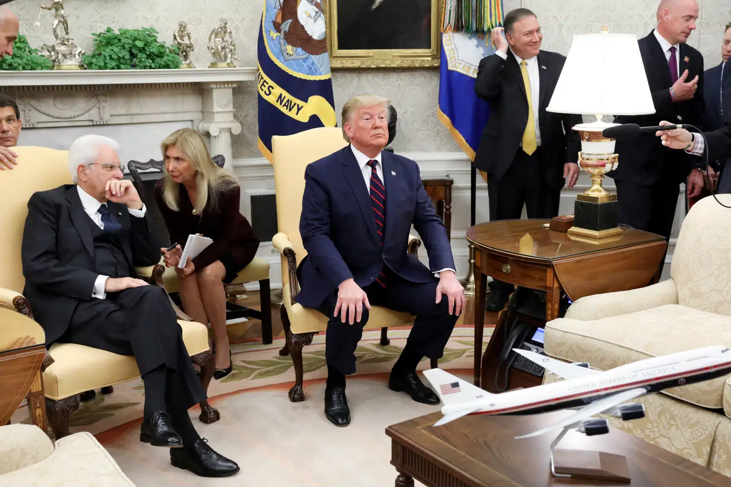 Pressemødet blev holdt i anledning af den italienske præsident, Sergio Mattarellas, besøg i USA. Der blev dog ikke stillet mange spørgsmål om forholdet mellem de to lande. Jonathan Ernst/Reuters