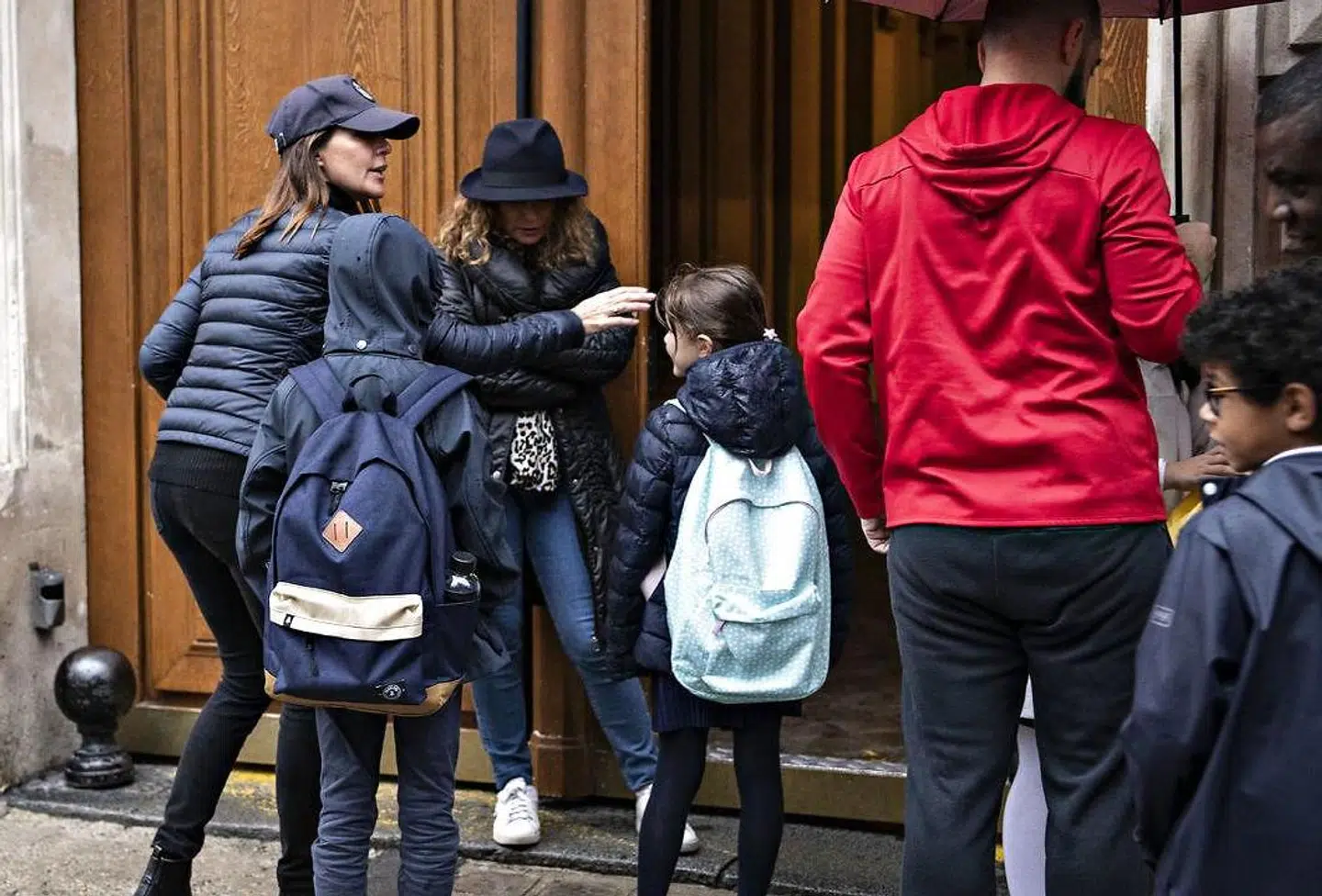 B.T. mødte prinsesse Marie og børnene foran privatskolen Monceau i Paris tirsdag den 8. oktober.