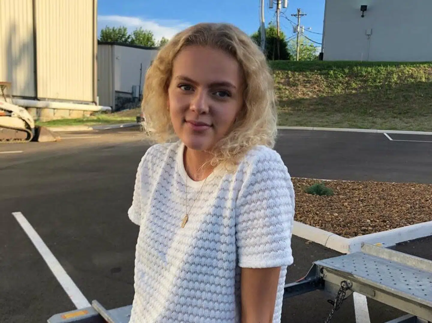 Værtsmorens psykiske problemer begyndte at påvirke Amina i en sådan grad, at hun tabte sig og fik udslæt.