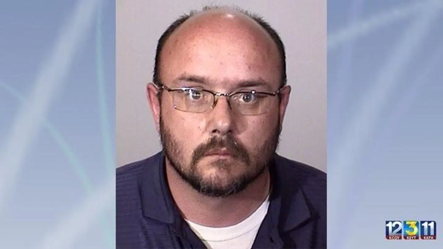 42-årige John Milton Jackson fungerede som ASSE's øverstre repræsentant for samtlige udvekslingsstuderende i Californien.