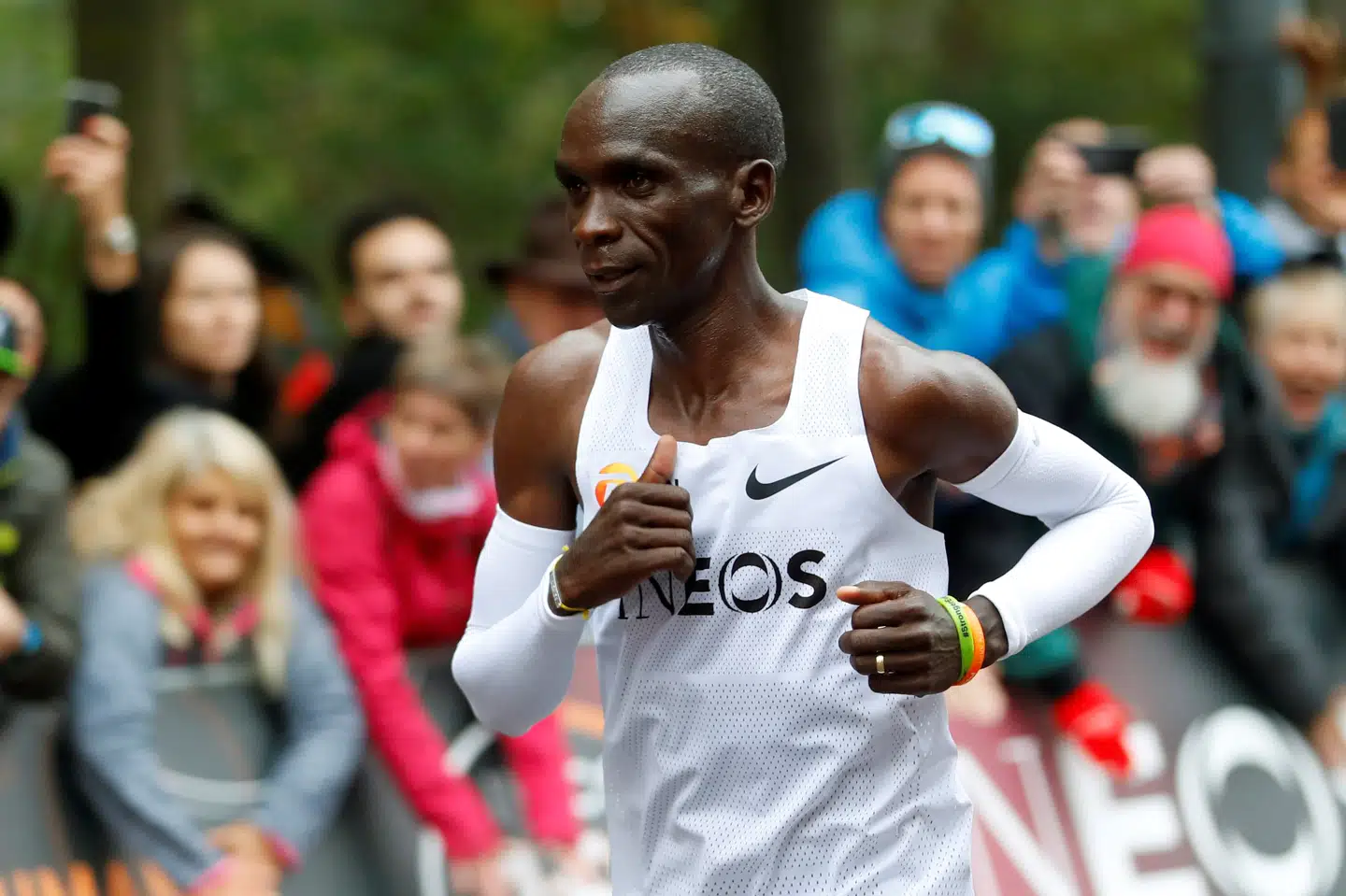 Eliud Kipchoge gennemførte som den første et maraton på mindre end to timer. Leonhard Foeger/Reuters