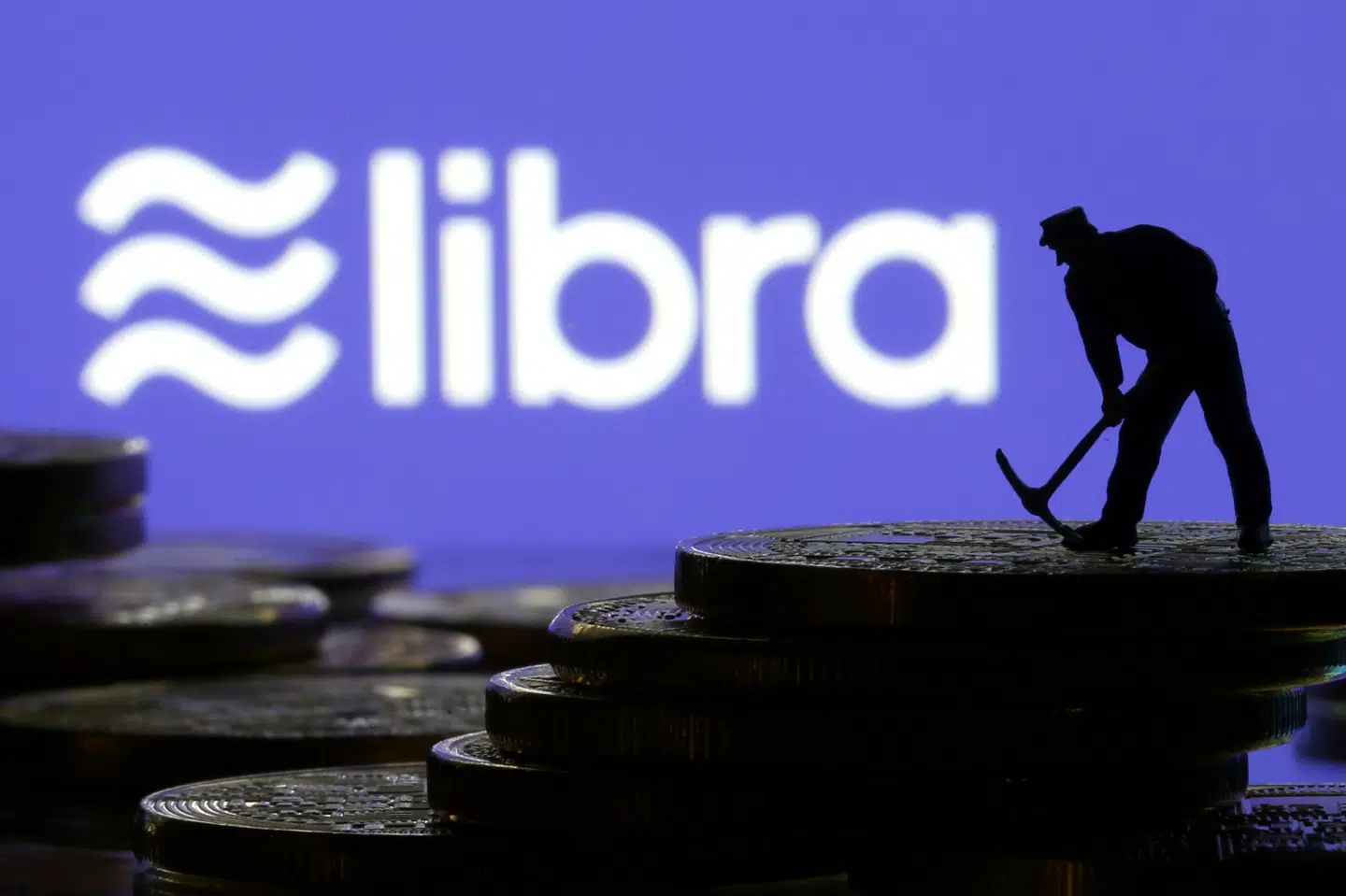 Det var Facebooks plan, at 100 partnere skulle være med til at udvikle en digital valuta ved navn Libra. Myndigheders bekymringer har dog fået en række store partnere til at kvitte projektet. (Arkivfoto). Dado Ruvic/Reuters