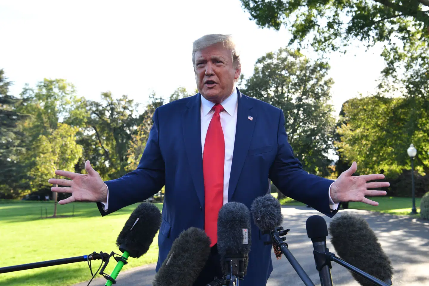 Den amerikanske præsident, Donald Trump, vurderer, at USA har en af tre muligheder i forhold til Tyrkiet: Vinde militært, ramme landet økonomisk eller mægle en aftale. Nicholas Kamm/Ritzau Scanpix