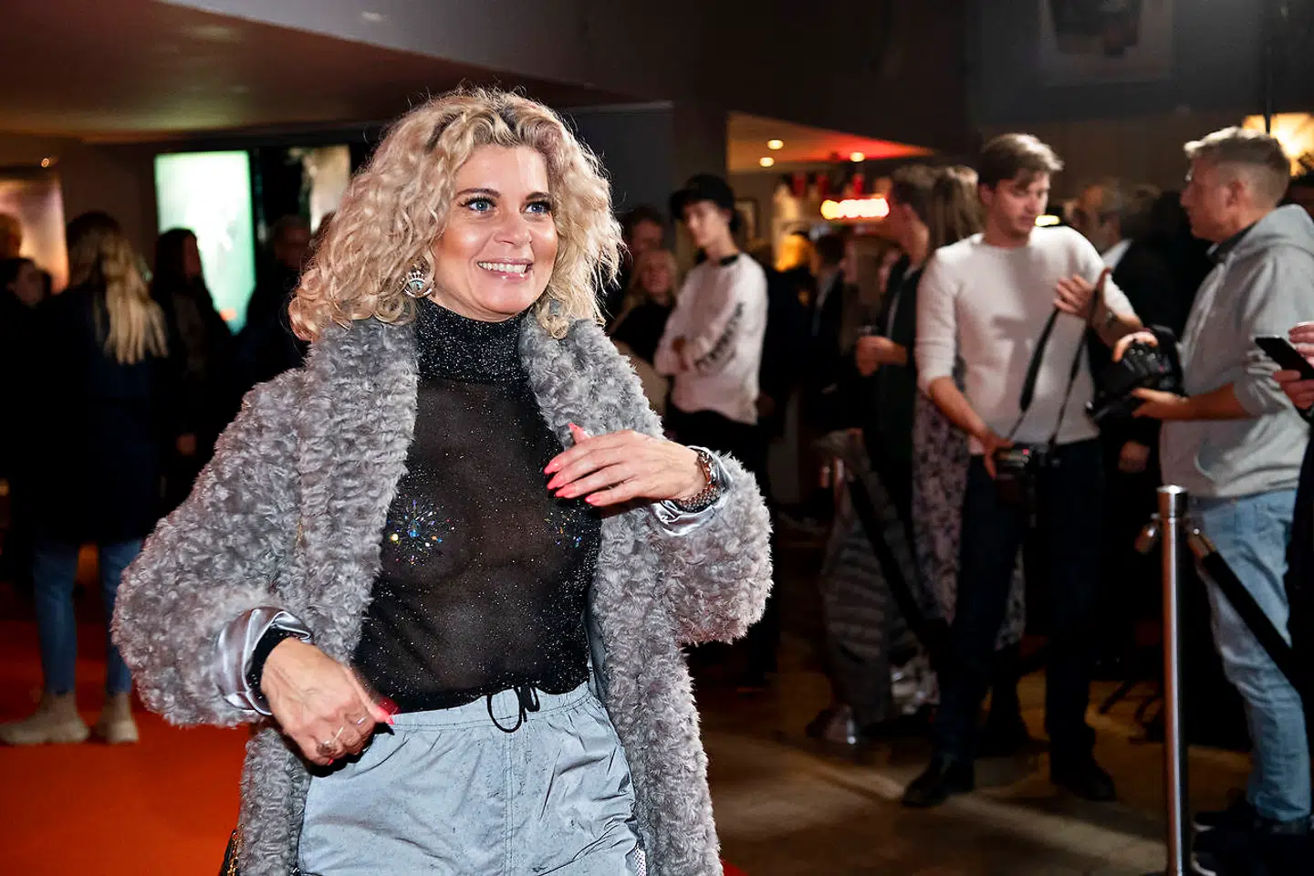 Sara Bro er stor fan af filmens instruktør, Fenar Ahmad. Han har tidligere instrueret 'Underverden' og 'Ækte Vare'.