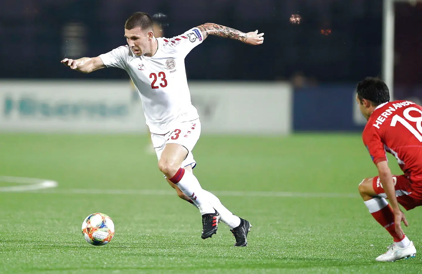 Pierre-Emile Højbjerg har gjort comeback på landsholdet efter at have været ude af truppen i en længere periode. Her ses han i kampen mod Gibraltar i september.