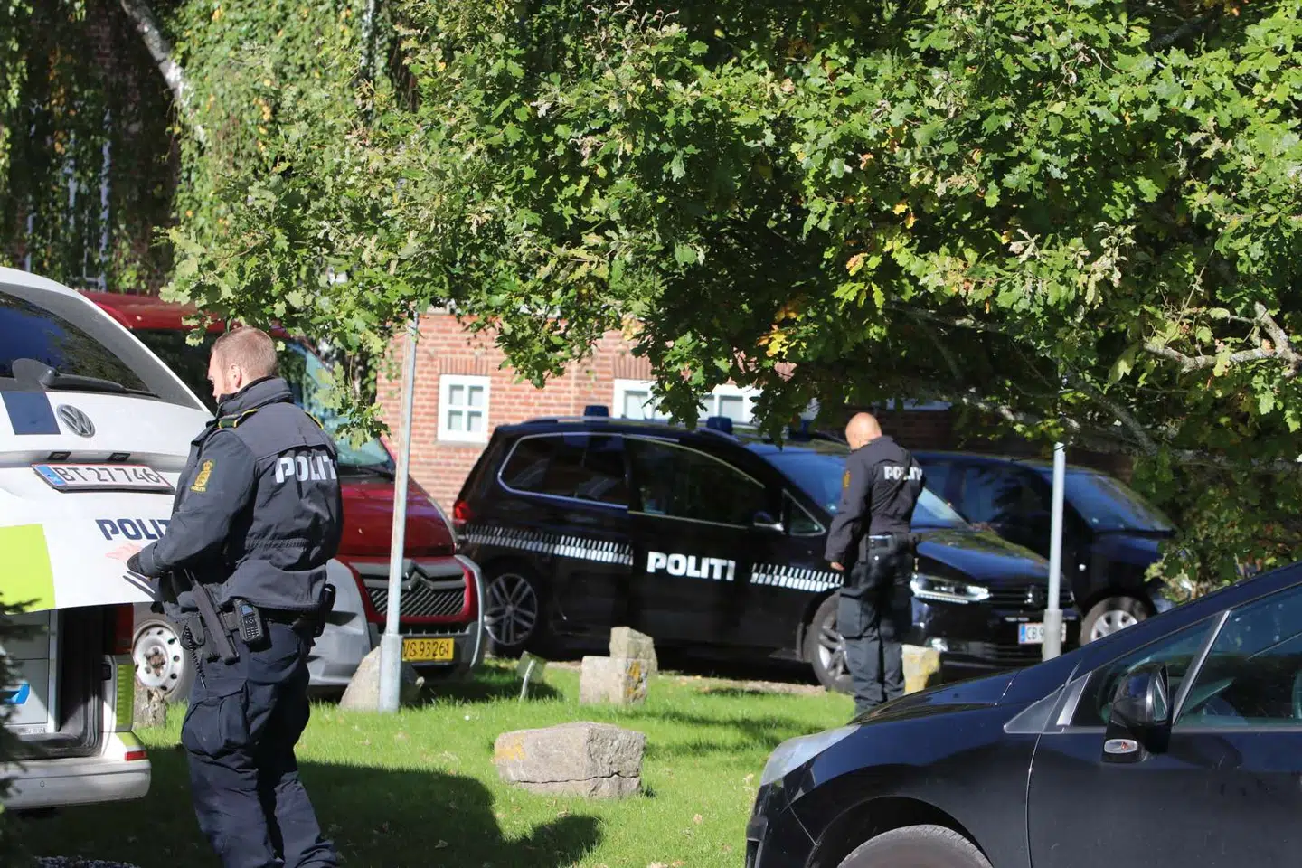 Betjente ved skolen i Randers.